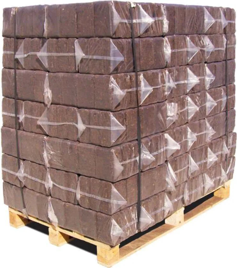 Rekord Braunkohlebriketts 10 kg – 900 kg Palette (90 × 10 kg)